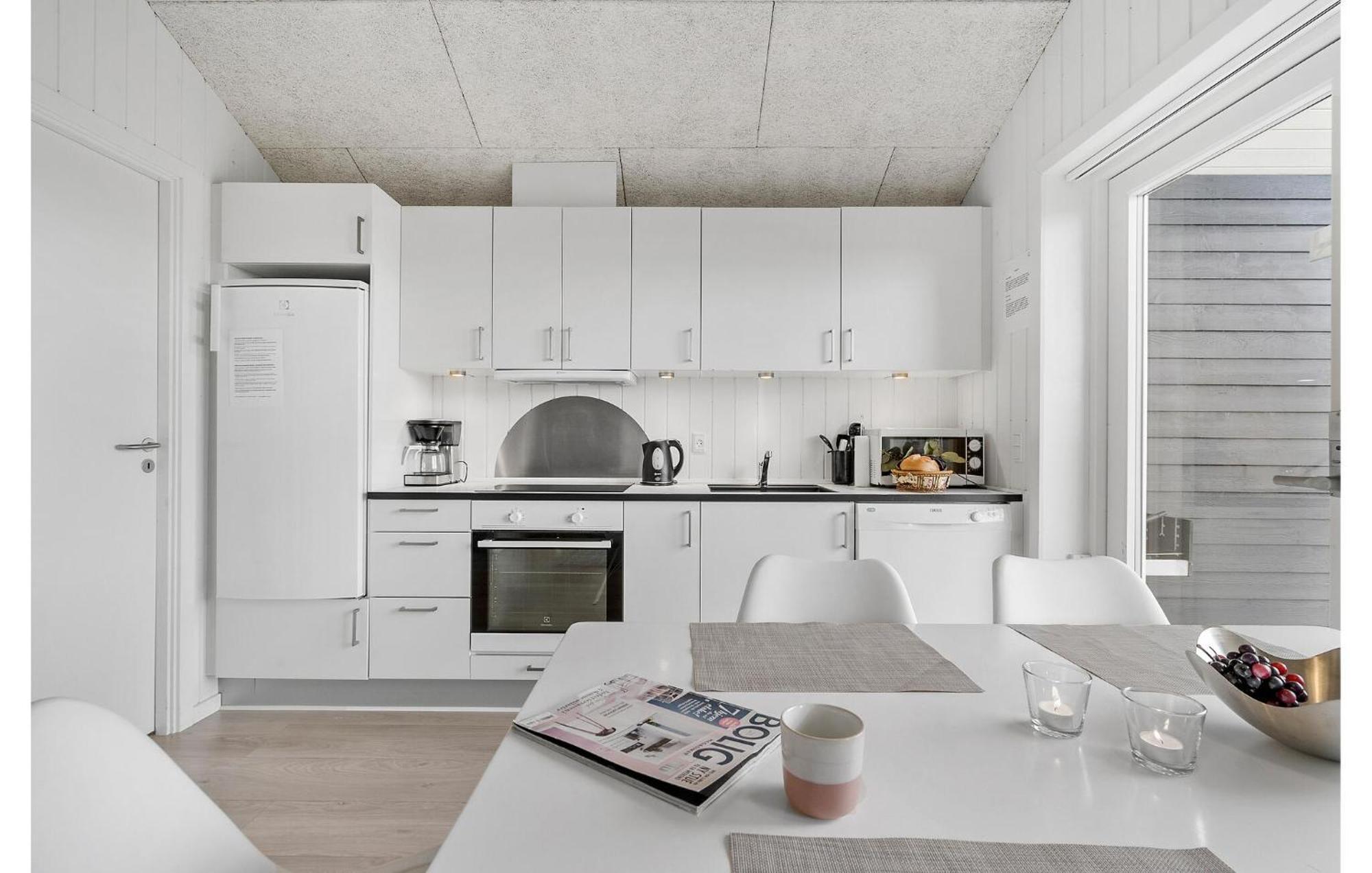 Amazing Home In Ringkobing With Kitchen Sondervig Bagian luar foto